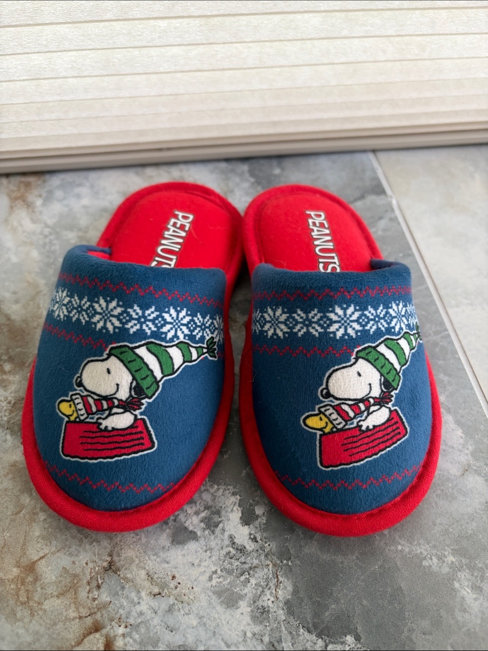 Peanuts Blue & Red Snoopy Holiday Slip-Ons, unisex